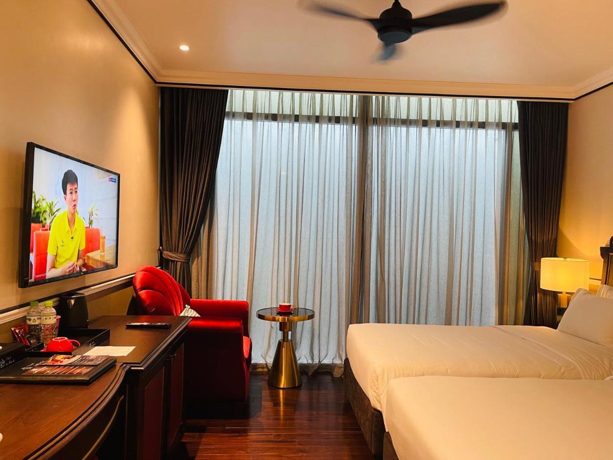 Hotel Du Monde Art Hanoi Bagian luar foto