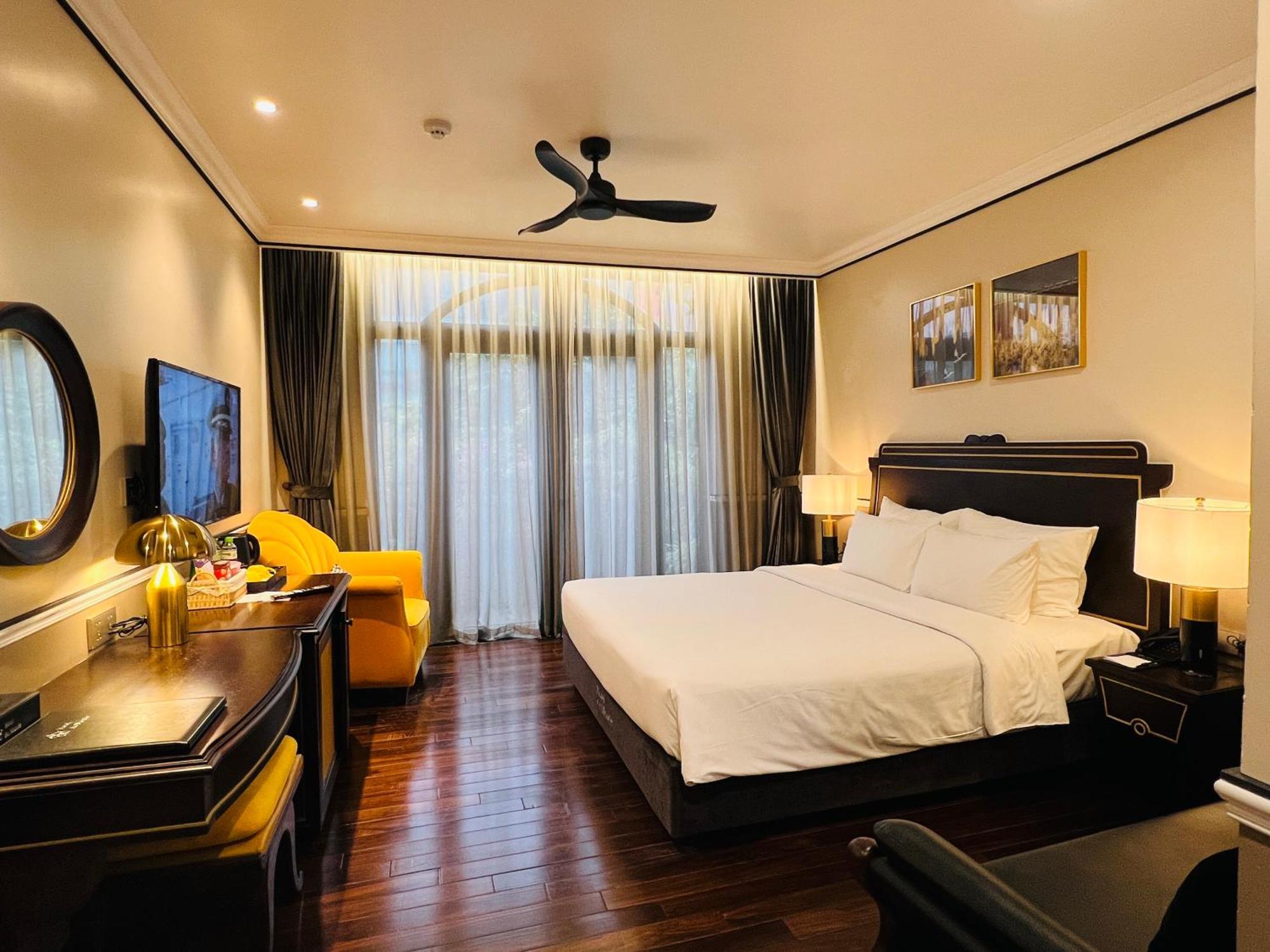 Hotel Du Monde Art Hanoi Bagian luar foto
