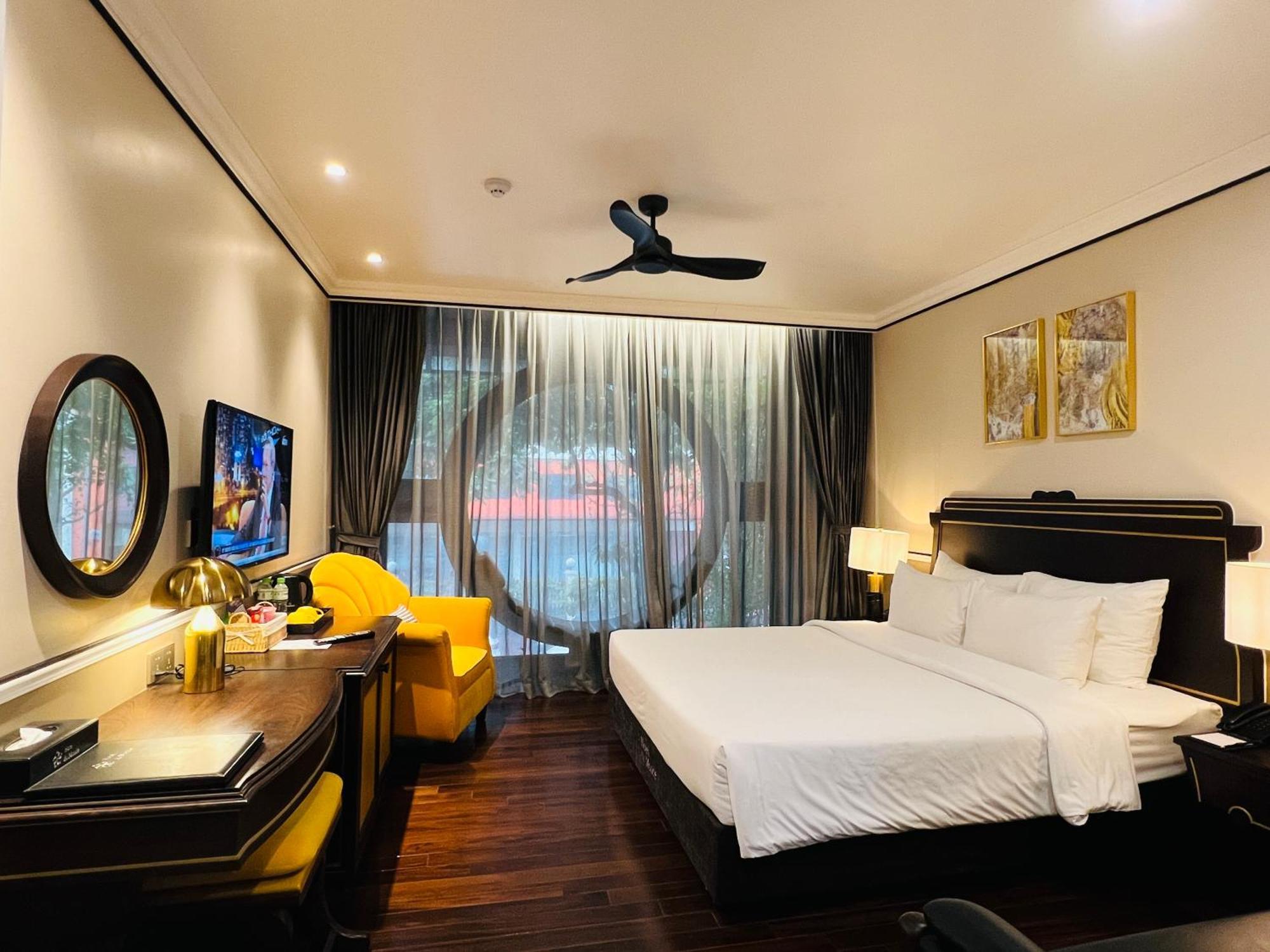 Hotel Du Monde Art Hanoi Bagian luar foto