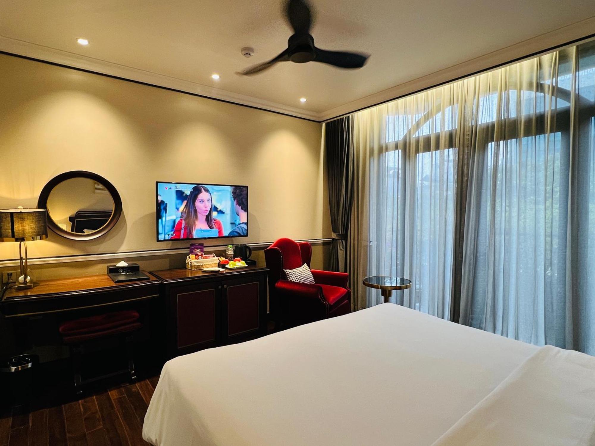 Hotel Du Monde Art Hanoi Bagian luar foto